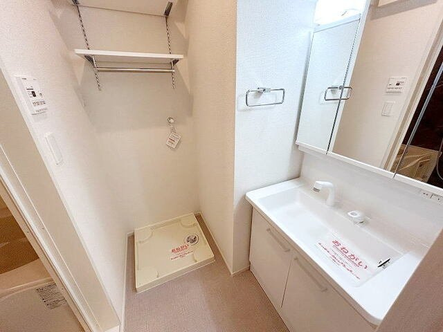 サリーチェ唐津の洗面所|スペースが確保できる洗面所です