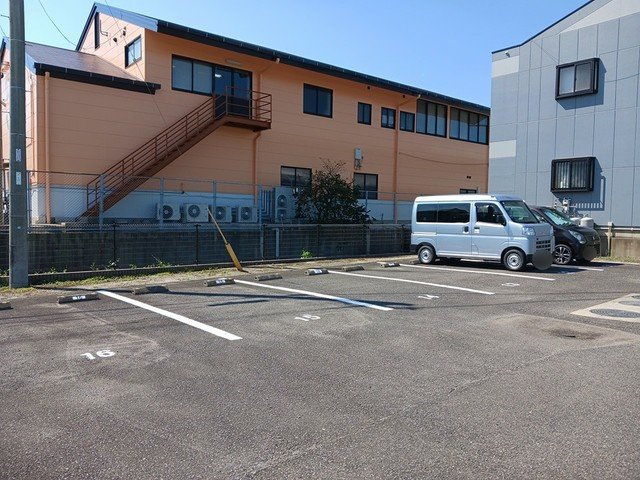 サンパティオの駐車場|駐車場に車を止められます