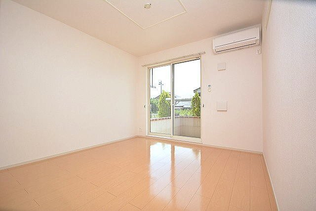 ハイフィールドの内装|おしゃれな内装です