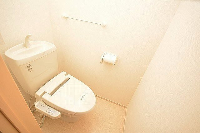 ハイフィールドのトイレ|シンプルで使いやすいトイレです