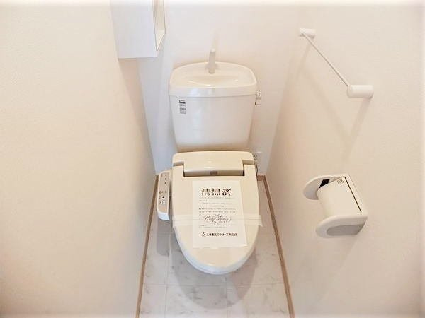 セゾンのトイレ|ゆったりとした空間のトイレです