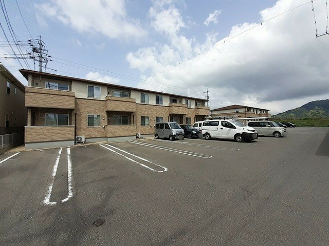 アミール立川　Ｂの駐車場|駐車場完備です