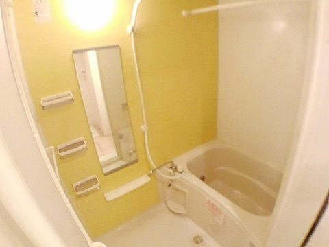 フロントフィールド２番館の浴室|ゆったり過ごせるお風呂です
