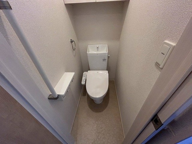 エイトリバー　Ｂのトイレ|ゆったりとした空間のトイレです