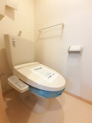 トゥーザ・ムーンＡのトイレ|ゆったりとした空間のトイレです
