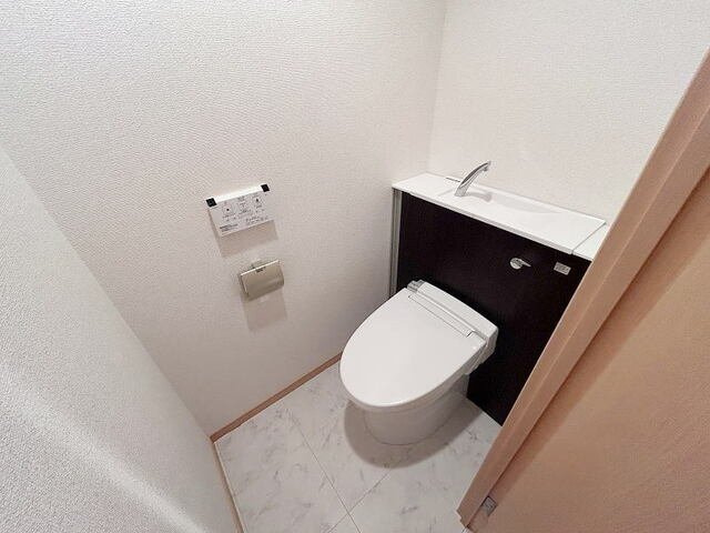 グランドステージ鏡のトイレ|トイレもきれいです