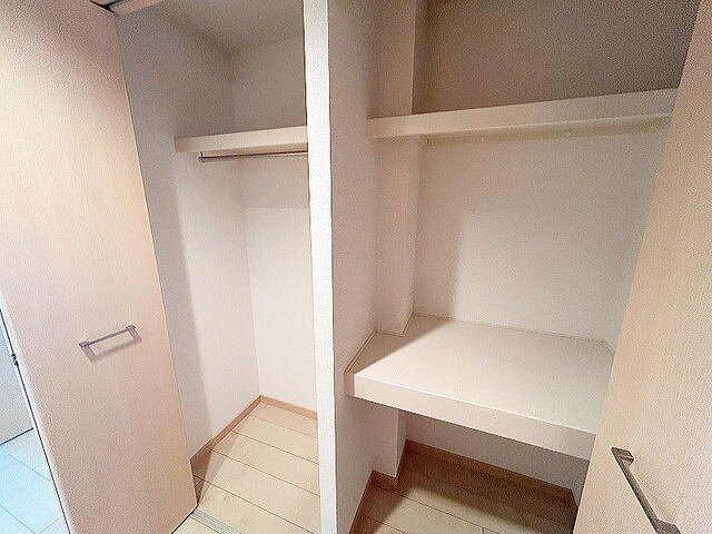 グランドステージ鏡の収納|大きなものも収納できそうです