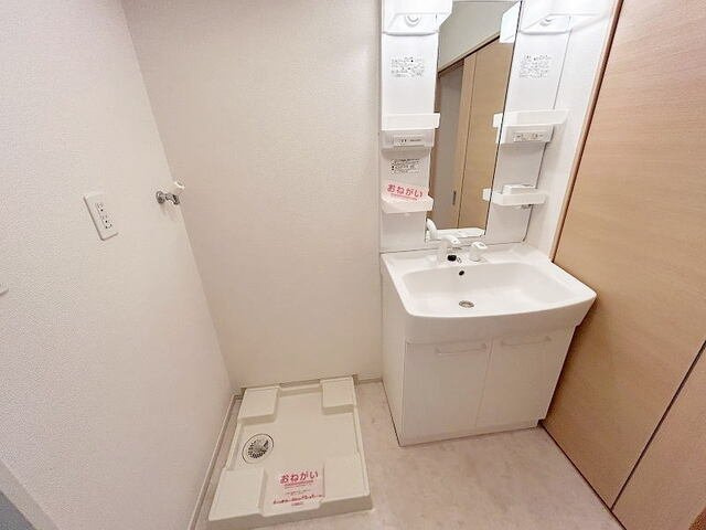 プティボヌールⅡの洗面所|広い洗面スペース