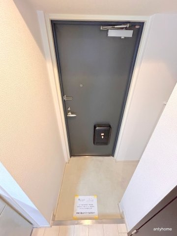 サムティ中之島ウエスト　仲介手数料無料の玄関