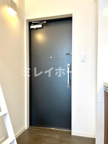 八ツ山三和ハウスの玄関
