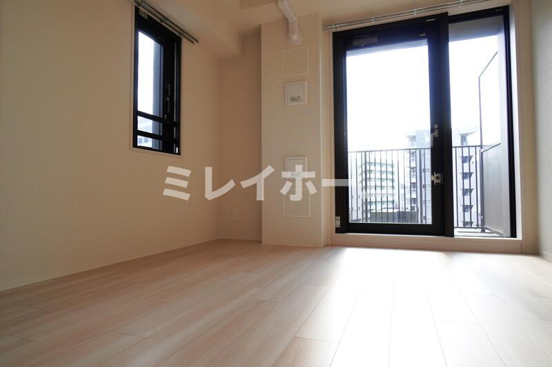 Ｌｏｕｉｓ　Ｃｏｕｒｔ　Ｋｉｔａｓｈｉｎａｇａｗａ