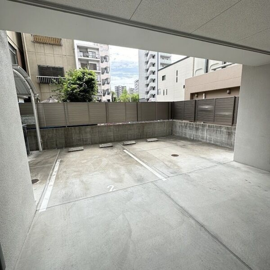 【駐車場】 | ラルーチェ泉