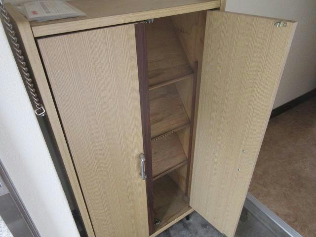 サンハイツ（東8南20）の玄関