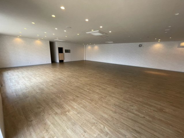 藤山店舗の居間・リビング