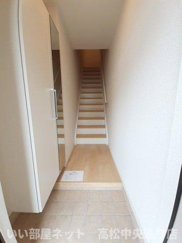 【玄関】 | フェリーチェ六条Ｂ
