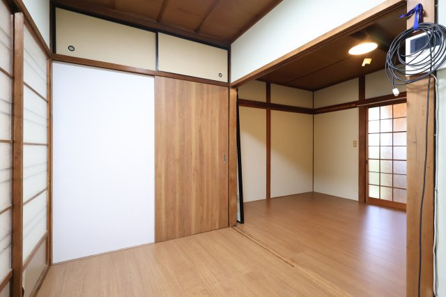 【洋室】 | 堺市東区丈六テラスハウス