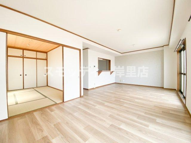 コーポ住吉の居間・リビング