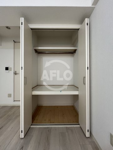 新大阪エクセルハイツの収納|クローゼット