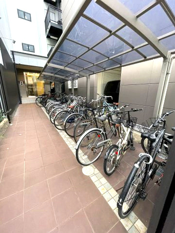 ギャレグランの駐車場