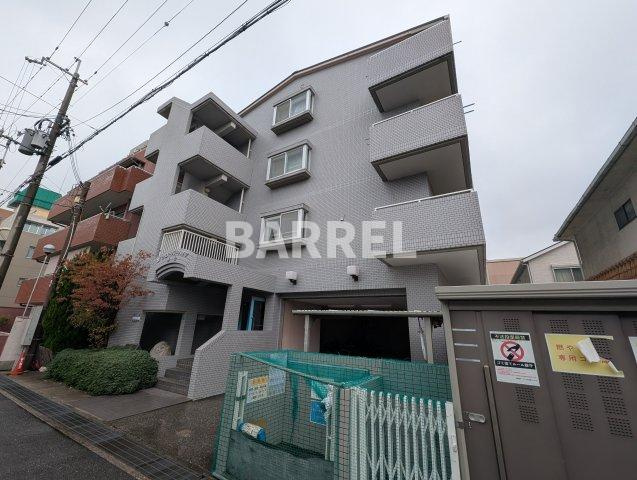 クローバーハイツ西台の外観