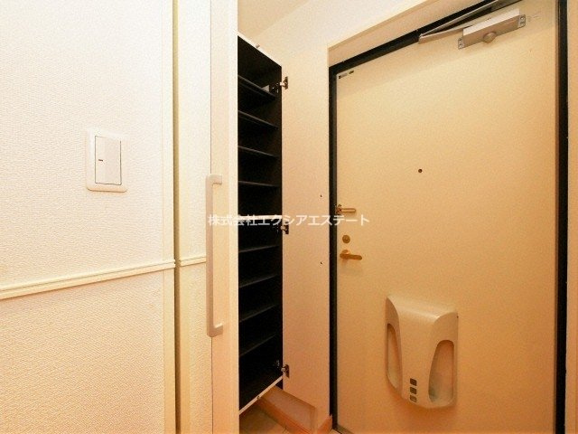カルム　ド　アビタシオンの玄関
