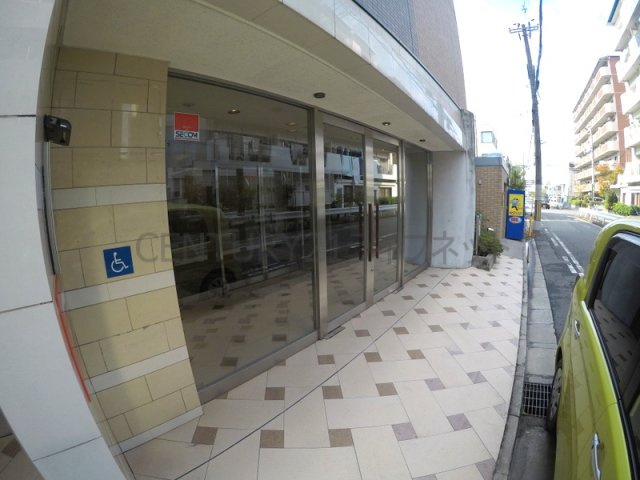 【エントランス】 | WGB江坂
