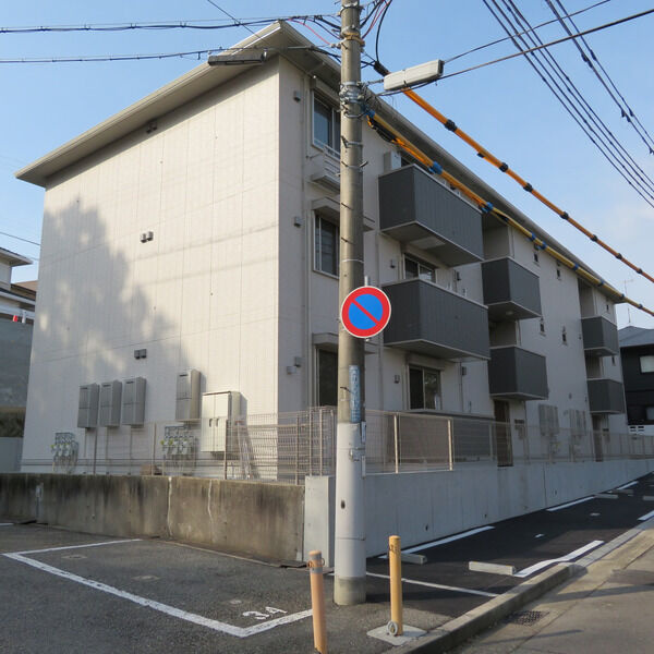 YKメゾン舞子台の外観