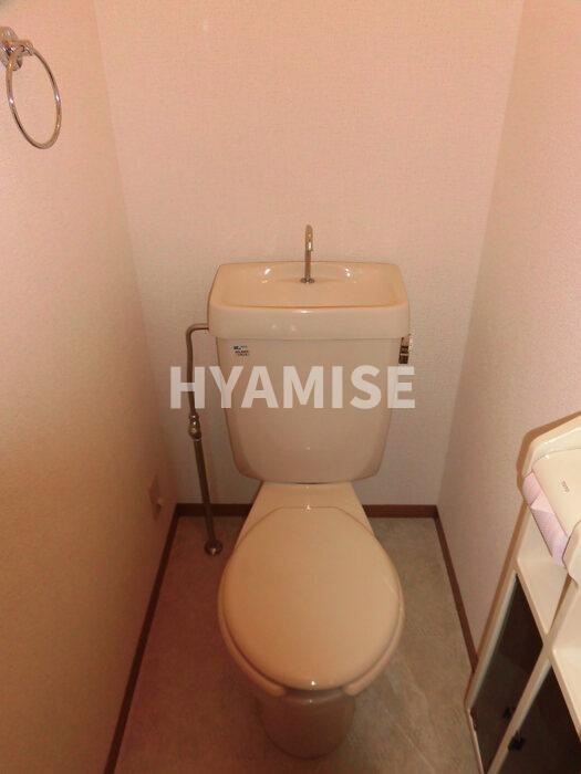 プレミール水主町A棟のトイレ