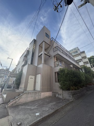 【外観】ロイヤルコート山本通 