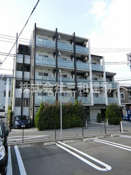 ＡＸＡＳ西高島平の外観