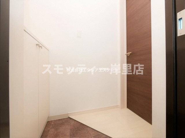 F asecia matinの玄関