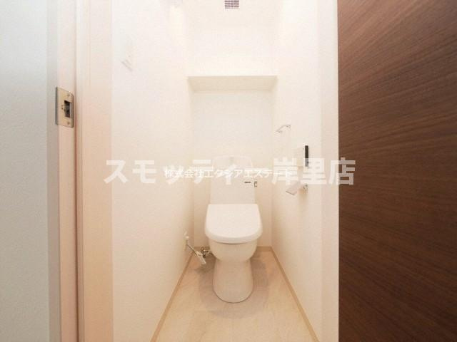 F asecia matinのトイレ