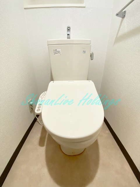 藤沢市湘南台５丁目の賃貸マンションのトイレ
