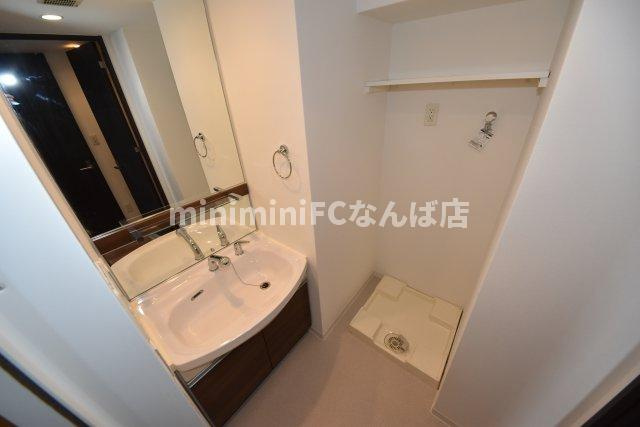 プレサンス難波元町の洗面所