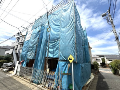 【外観】 | 【仲介手数料３８０万円が無料】■世田谷駅８分■１４０平米■４ＬＤＫ■ガレージ２台 | 決算キャンペーン中！
家計応援サービスの限界に挑戦中！
詳細は「諸費用」欄をご確認下さい！
■世田谷駅８分
■豪徳寺駅１４分
■１４０平米
■４ＬＤＫ
■ガレージ２台
■省エネ住宅