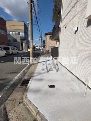  | グリッター長田