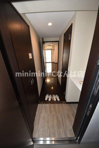 大阪市浪速区敷津西１丁目の賃貸マンションの玄関