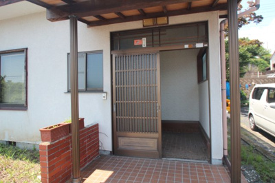 【玄関】 | 日吉町中古住宅