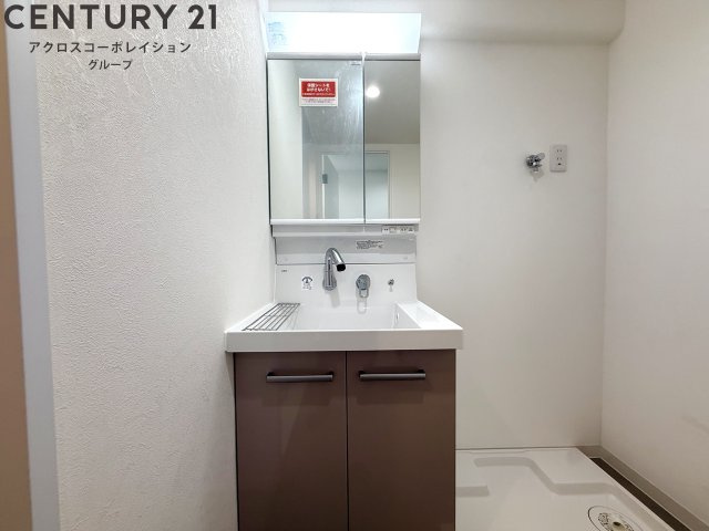 新品の洗面台です☆