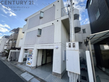 住居者用のごみ置き場があります！
