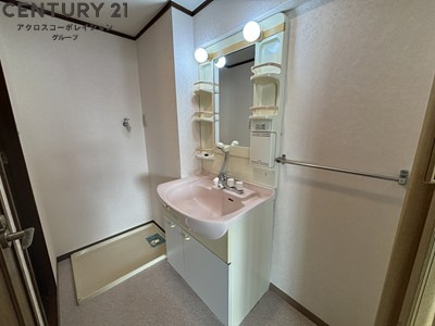 独立洗面化粧台付きでおすすめです！
