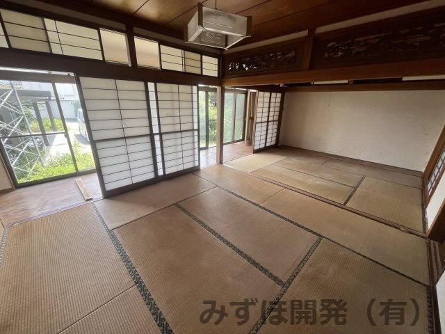山形市志戸田1355番地1の和室|１階６帖と8帖の和室です