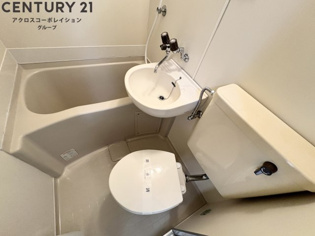 ゆったり落ち着けるトイレです