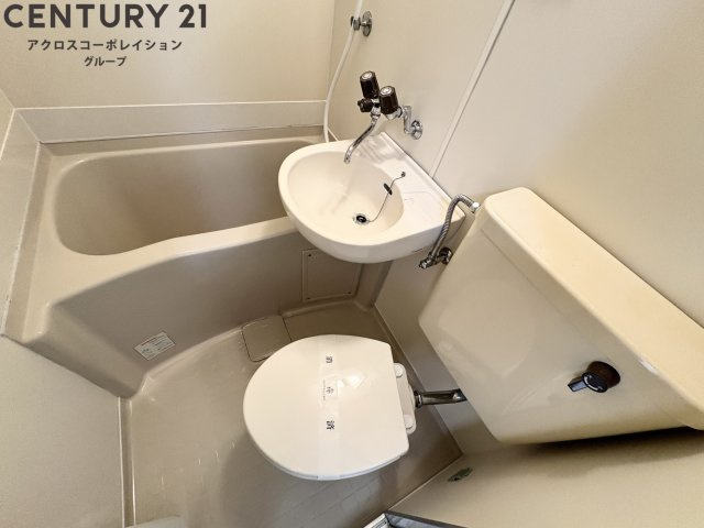 ゆったり落ち着けるトイレです