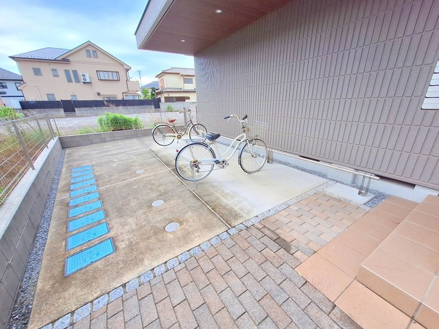 Maison　NOVEMのその他共用部分|★敷地内自転車置き場★