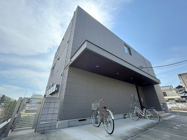 Maison　NOVEMの外観|地震に強い旭化成ヘーベルメゾン！
