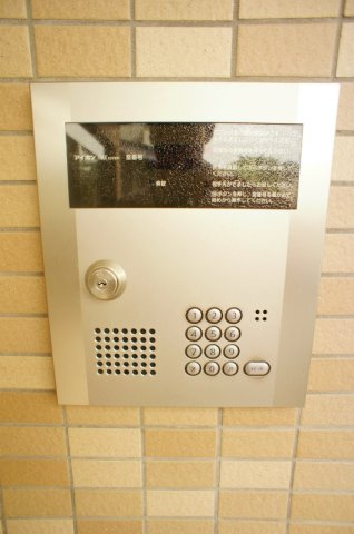 悠ハイム花畑のセキュリティ|オートロック付きで安心です☆