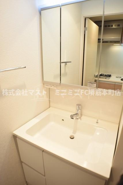 ミッドコートウメキタの洗面所|※建物内別間取参考写真