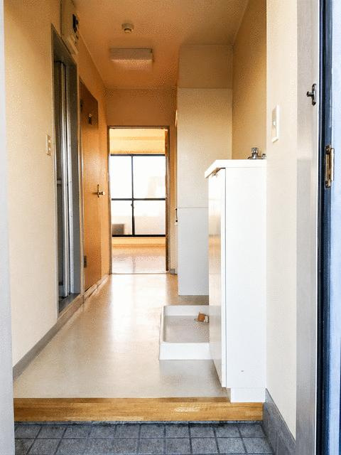 ヴェルドミール和泉の玄関|玄関を入ったところです