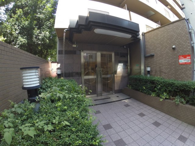 【エントランス】 | ヴィヴァーチェ